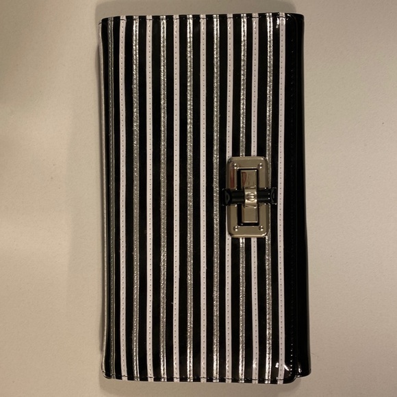 WHBM Clutch, black/silver/white - Picture 2 of 6